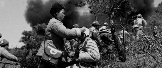 被迫离开武汉，70年前的艰难抉择！这杆“猎枪”瞄向了谁？